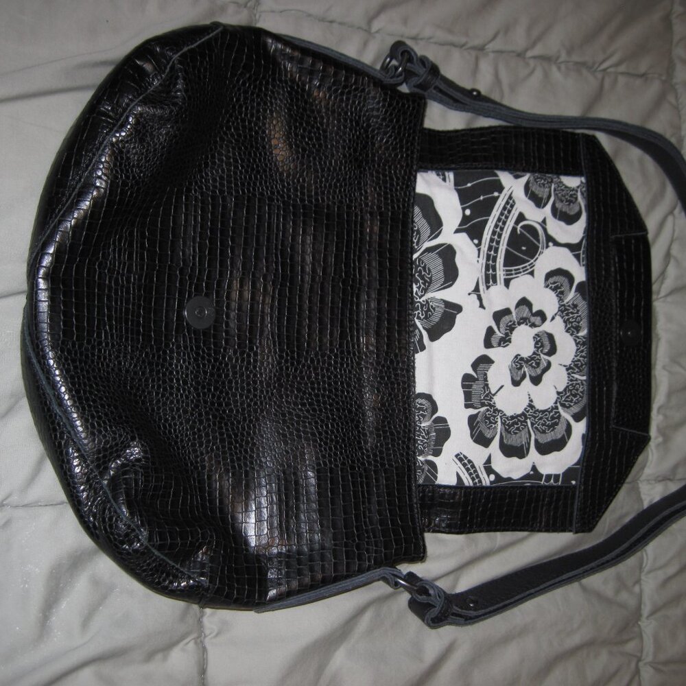 LIEBESKIND BERLIN - Nairobi Black Leather Shoulder Bag - Picture 1 of 8